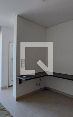 Casa de condomínio à venda com 520m², 4 quartos e 5 vagasEscritório