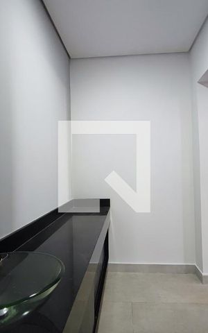 Casa de condomínio à venda com 520m², 4 quartos e 5 vagasLavabo