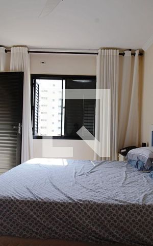 Apartamento à venda com 274m², 3 quartos e 3 vagas Apartamento à venda com 274m², 3 quartos e 3 vagasSuíte 2
