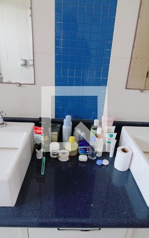 Apartamento à venda com 274m², 3 quartos e 3 vagas Apartamento à venda com 274m², 3 quartos e 3 vagasBanheiro da Suíte 2