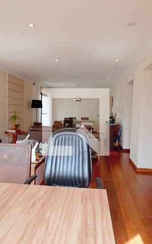 Apartamento à venda com 274m², 3 quartos e 3 vagas Apartamento à venda com 274m², 3 quartos e 3 vagasSala