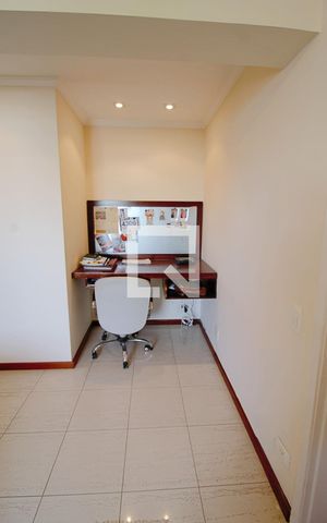 Apartamento à venda com 274m², 3 quartos e 3 vagas Apartamento à venda com 274m², 3 quartos e 3 vagasSala 3