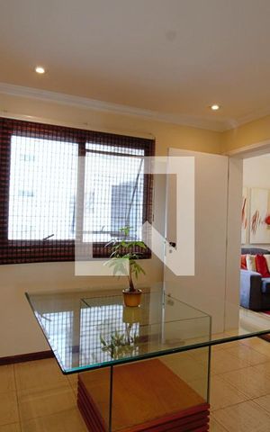 Apartamento à venda com 274m², 3 quartos e 3 vagas Apartamento à venda com 274m², 3 quartos e 3 vagasCopa