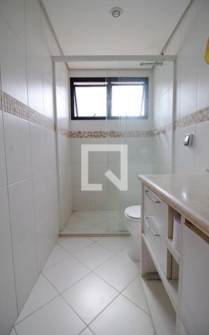 Apartamento à venda com 274m², 3 quartos e 3 vagas Apartamento à venda com 274m², 3 quartos e 3 vagasBanheiro da Suíte 3