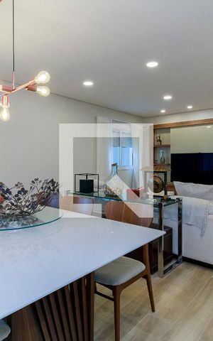 Apartamento para alugar com 155m², 3 quartos e 3 vagas Apartamento para alugar com 155m², 3 quartos e 3 vagasSala