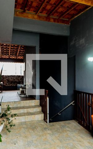 Casa para alugar com 220m², 3 quartos e 2 vagasÁrea de Entrada 