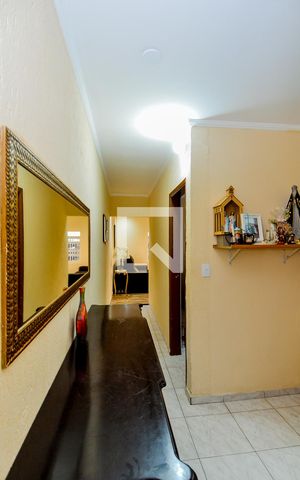 Casa para alugar com 220m², 3 quartos e 2 vagasCorredor dos Dormitórios 