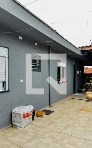 Casa para alugar com 220m², 3 quartos e 2 vagasQuintal 