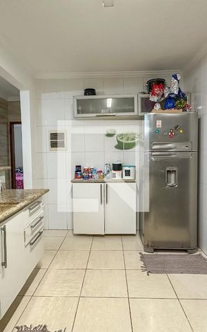 Casa de condomínio para alugar com 250m², 3 quartos e 2 vagas Casa de condomínio para alugar com 250m², 3 quartos e 2 vagasCozinha