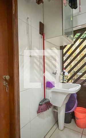 Casa de condomínio para alugar com 250m², 3 quartos e 2 vagas Casa de condomínio para alugar com 250m², 3 quartos e 2 vagasÁrea de Serviço