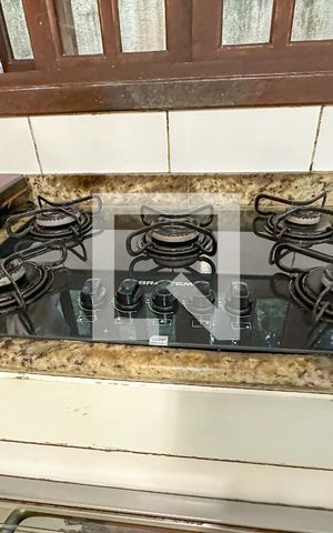 Casa de condomínio para alugar com 250m², 3 quartos e 2 vagas Casa de condomínio para alugar com 250m², 3 quartos e 2 vagasCozinha