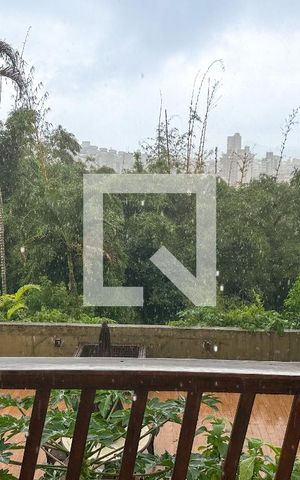 Casa de condomínio para alugar com 250m², 3 quartos e 2 vagas Casa de condomínio para alugar com 250m², 3 quartos e 2 vagasSuíte 3 - vista