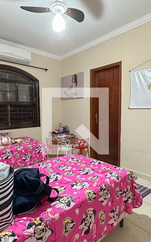 Casa de condomínio para alugar com 250m², 3 quartos e 2 vagas Casa de condomínio para alugar com 250m², 3 quartos e 2 vagasSuíte 1