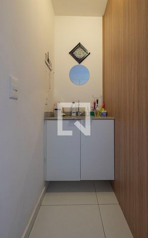 Studio à venda com 25m², 1 quarto e sem vaga Studio à venda com 25m², 1 quarto e sem vagaBanheiro