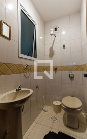 Apartamento para alugar com 80m², 2 quartos e sem vaga Apartamento para alugar com 80m², 2 quartos e sem vagaBanheiro