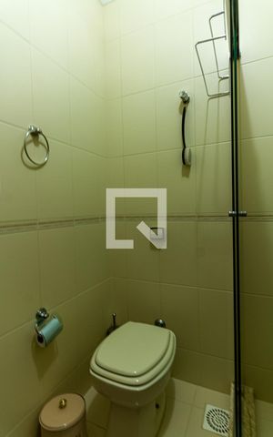 Apartamento para alugar com 80m², 2 quartos e sem vaga Apartamento para alugar com 80m², 2 quartos e sem vagaBanheiro