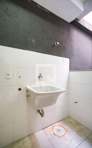 Apartamento à venda com 37m², 1 quarto e sem vaga Apartamento à venda com 37m², 1 quarto e sem vagaÁrea de serviço