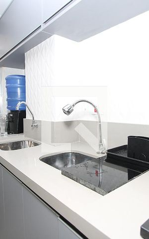 Apartamento à venda com 58m², 2 quartos e sem vaga Apartamento à venda com 58m², 2 quartos e sem vagaCozinha Americana