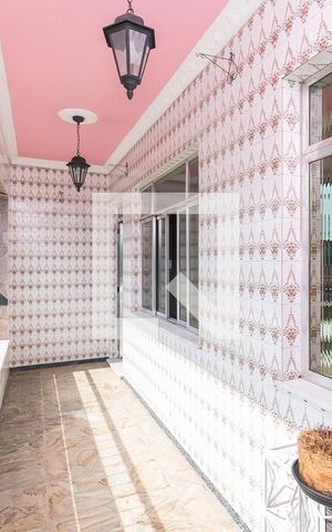 Casa à venda com 200m², 5 quartos e 3 vagas Casa à venda com 200m², 5 quartos e 3 vagasVaranda da Sala do 2º andar