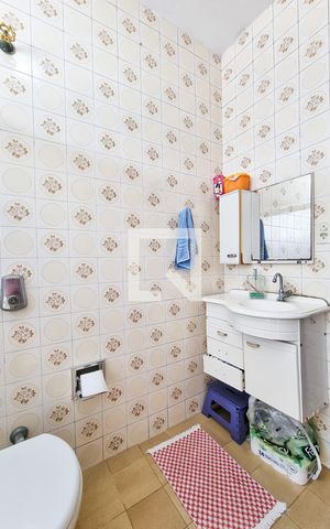 Casa para alugar com 200m², 3 quartos e 1 vagaBanheiro