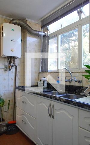 Apartamento à venda com 68m², 2 quartos e 2 vagasCozinha 