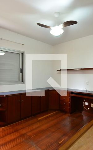 Apartamento à venda com 160m², 4 quartos e 2 vagasQuarto 3