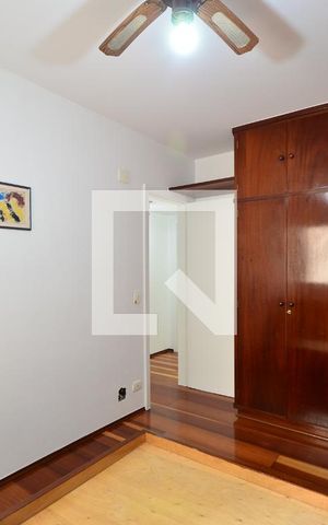Apartamento à venda com 160m², 4 quartos e 2 vagasQuarto 2