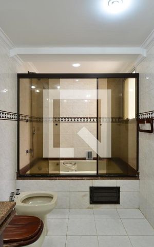 Apartamento à venda com 160m², 4 quartos e 2 vagasBanheiro da Suíte
