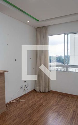 Apartamento à venda com 46m², 2 quartos e 1 vaga Apartamento à venda com 46m², 2 quartos e 1 vagaSala