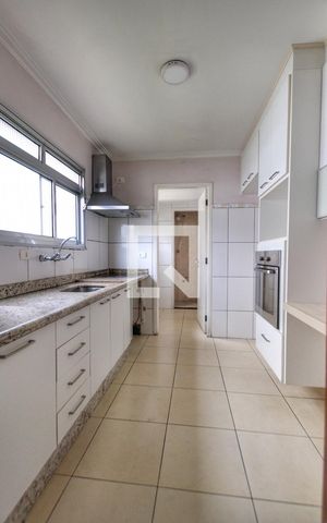Apartamento para alugar com 72m², 3 quartos e 1 vagaCozinha