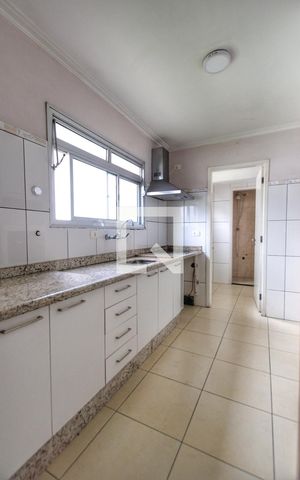 Apartamento para alugar com 72m², 3 quartos e 1 vagaCozinha