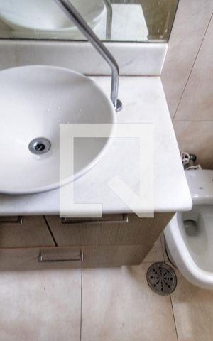Apartamento para alugar com 72m², 3 quartos e 1 vagaBanheiro