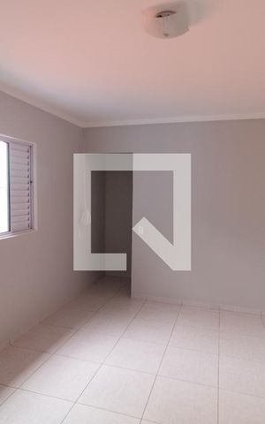 Casa à venda com 300m², 5 quartos e 5 vagas Casa à venda com 300m², 5 quartos e 5 vagasquarto 5