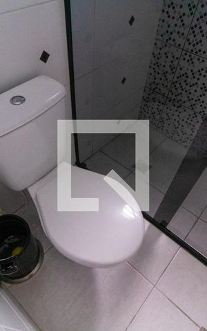 Casa à venda com 300m², 5 quartos e 5 vagas Casa à venda com 300m², 5 quartos e 5 vagasbanheiro