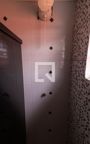 Casa à venda com 300m², 5 quartos e 5 vagas Casa à venda com 300m², 5 quartos e 5 vagasdetalhes