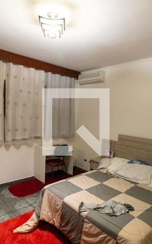 Casa à venda com 300m², 5 quartos e 5 vagas Casa à venda com 300m², 5 quartos e 5 vagasquarto 2