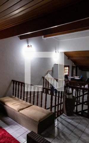 Casa à venda com 300m², 5 quartos e 5 vagas Casa à venda com 300m², 5 quartos e 5 vagassala
