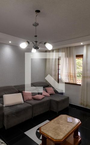 Casa à venda com 300m², 5 quartos e 5 vagas Casa à venda com 300m², 5 quartos e 5 vagassala