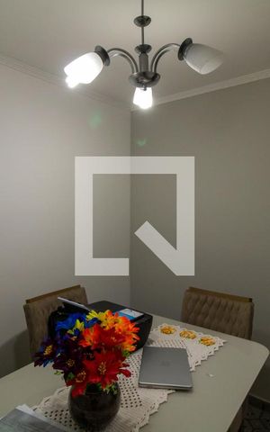 Casa à venda com 300m², 5 quartos e 5 vagas Casa à venda com 300m², 5 quartos e 5 vagasSala de Jantar