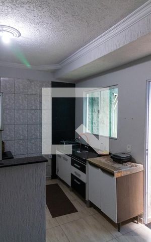 Casa à venda com 300m², 5 quartos e 5 vagas Casa à venda com 300m², 5 quartos e 5 vagascozinha