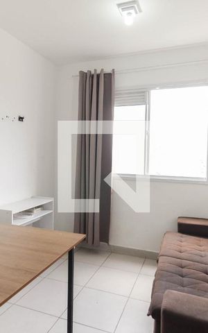 Apartamento para alugar com 34m², 2 quartos e sem vaga Apartamento para alugar com 34m², 2 quartos e sem vagaSala