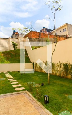 Apartamento para alugar com 34m², 2 quartos e sem vaga Apartamento para alugar com 34m², 2 quartos e sem vagaÁrea Comum