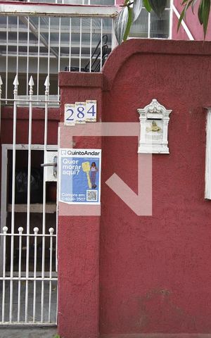 Casa à venda com 91m², 3 quartos e sem vagaFachada