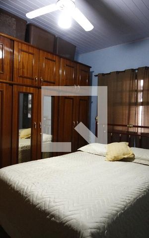 Casa à venda com 91m², 3 quartos e sem vagaSuíte