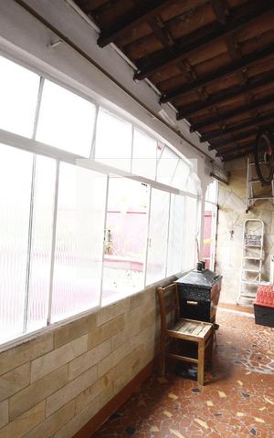 Casa à venda com 91m², 3 quartos e sem vagaVaranda