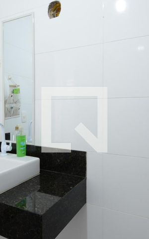 Casa à venda com 300m², 3 quartos e 5 vagasBanheiro Área gourmet 1