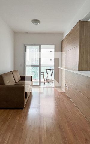 Apartamento à venda com 45m², 1 quarto e 1 vagaSala