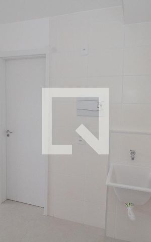 Apartamento à venda com 30m², 1 quarto e sem vaga Apartamento à venda com 30m², 1 quarto e sem vagaCozinha e Área de Serviço