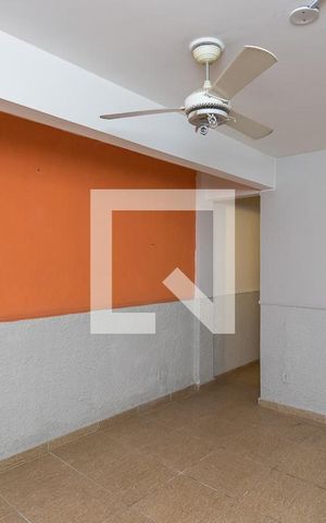 Apartamento para alugar com 50m², 2 quartos e sem vaga Apartamento para alugar com 50m², 2 quartos e sem vagaSala