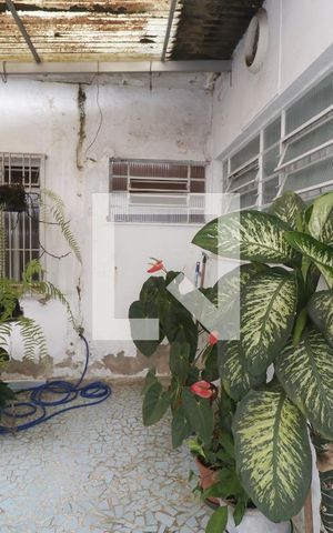 Casa à venda com 180m², 3 quartos e 4 vagasQuintal